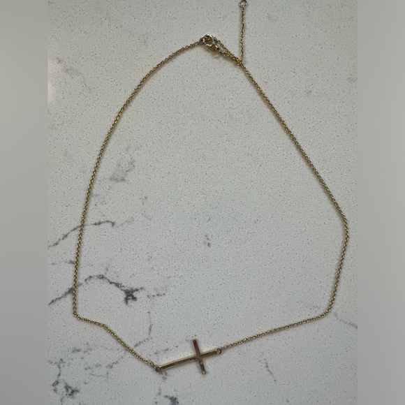 Gold cross necklace with clear crystal embellishment - Picture 3 of 4